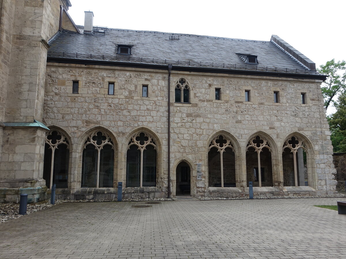 Nordhausen, gotisches Kapitelhaus am Dom zum Heiligen Kreuz (30.06.2023)