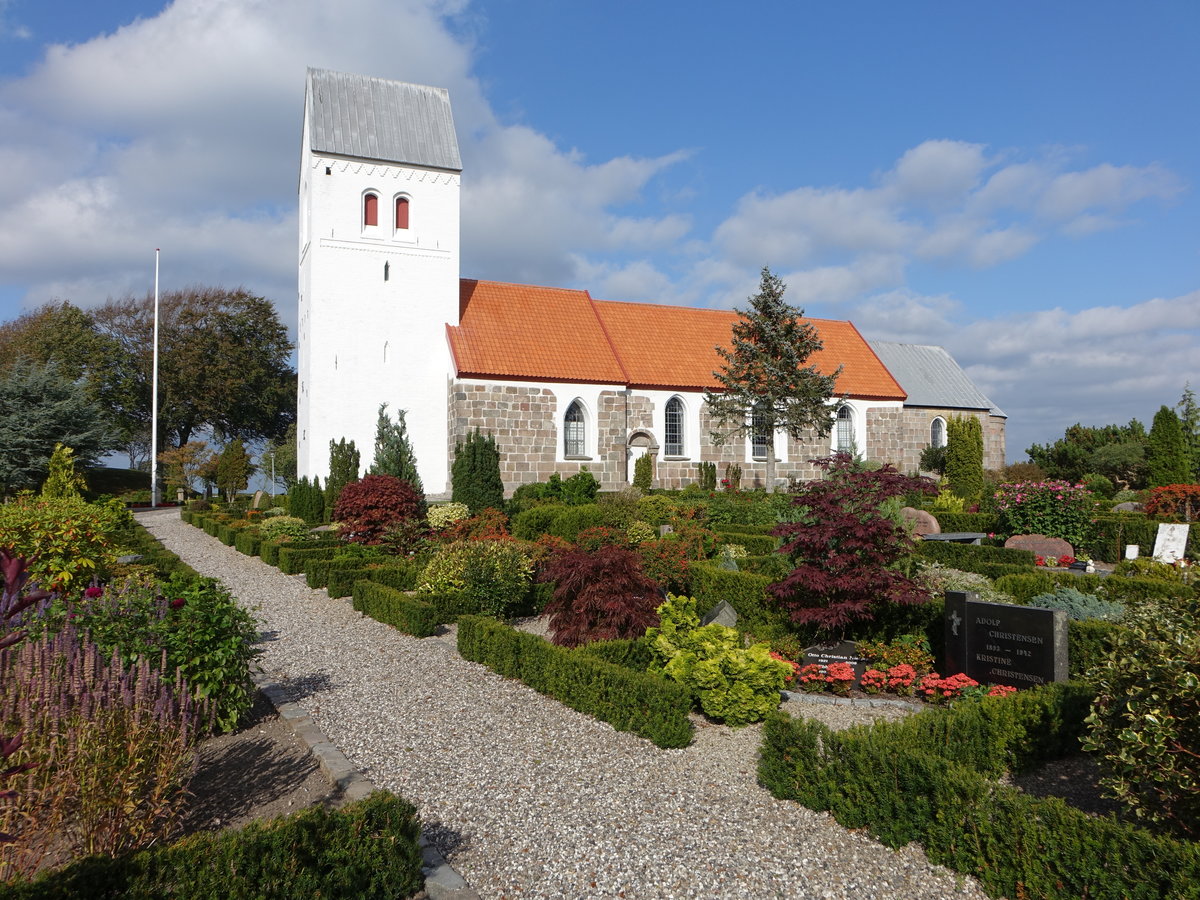 Norre Tranders, romanische evangelische Kirche, erbaut im 12. Jahrhundert (22.09.2020)