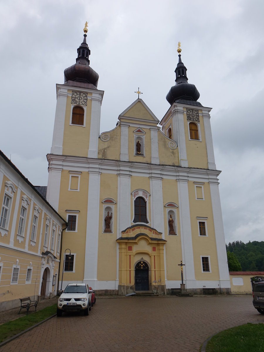 Nova Rise, Abteikirche St. Peter und Paul, erbaut im 18. Jahrhundert (29.05.2019)