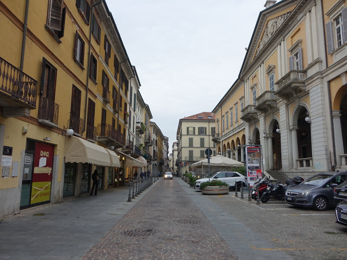 Novara, historische Gebäude am Corso Italia in der Altstadt (06.10.2018)