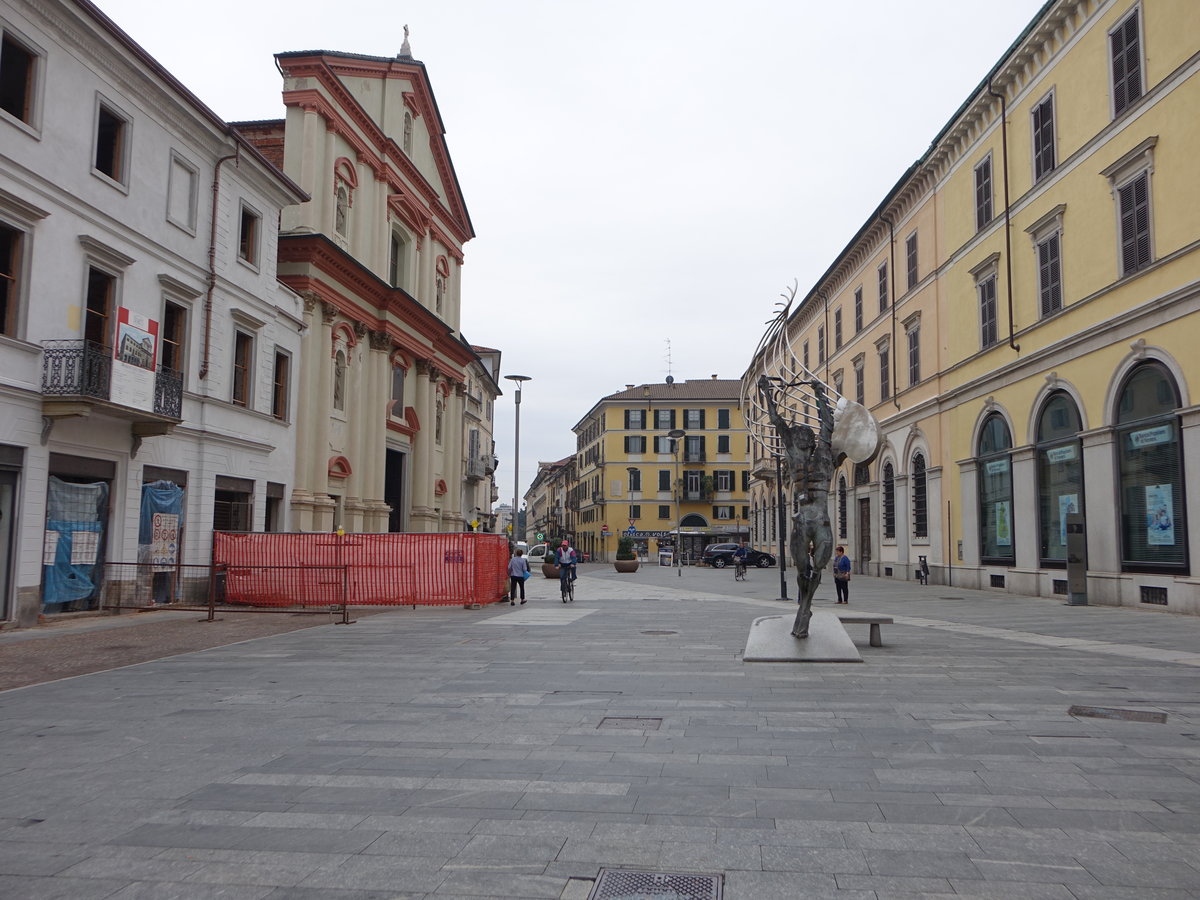 Novara, Pfarrkirche San Pietro an der Piazza Antonio Gramsci (06.10.2018)