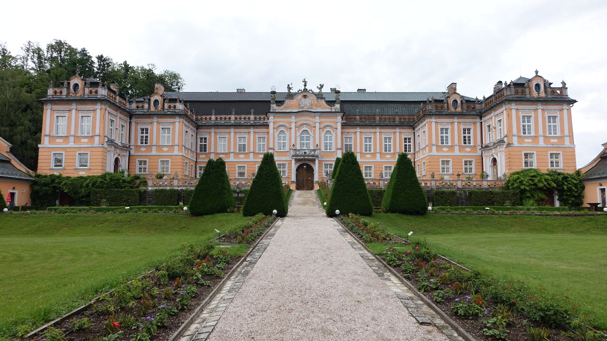 Nove Hrady / Gratzen, Rokokoschloss, erbaut von 1773 bis 1778 durch Josef Jger (29.06.2020)