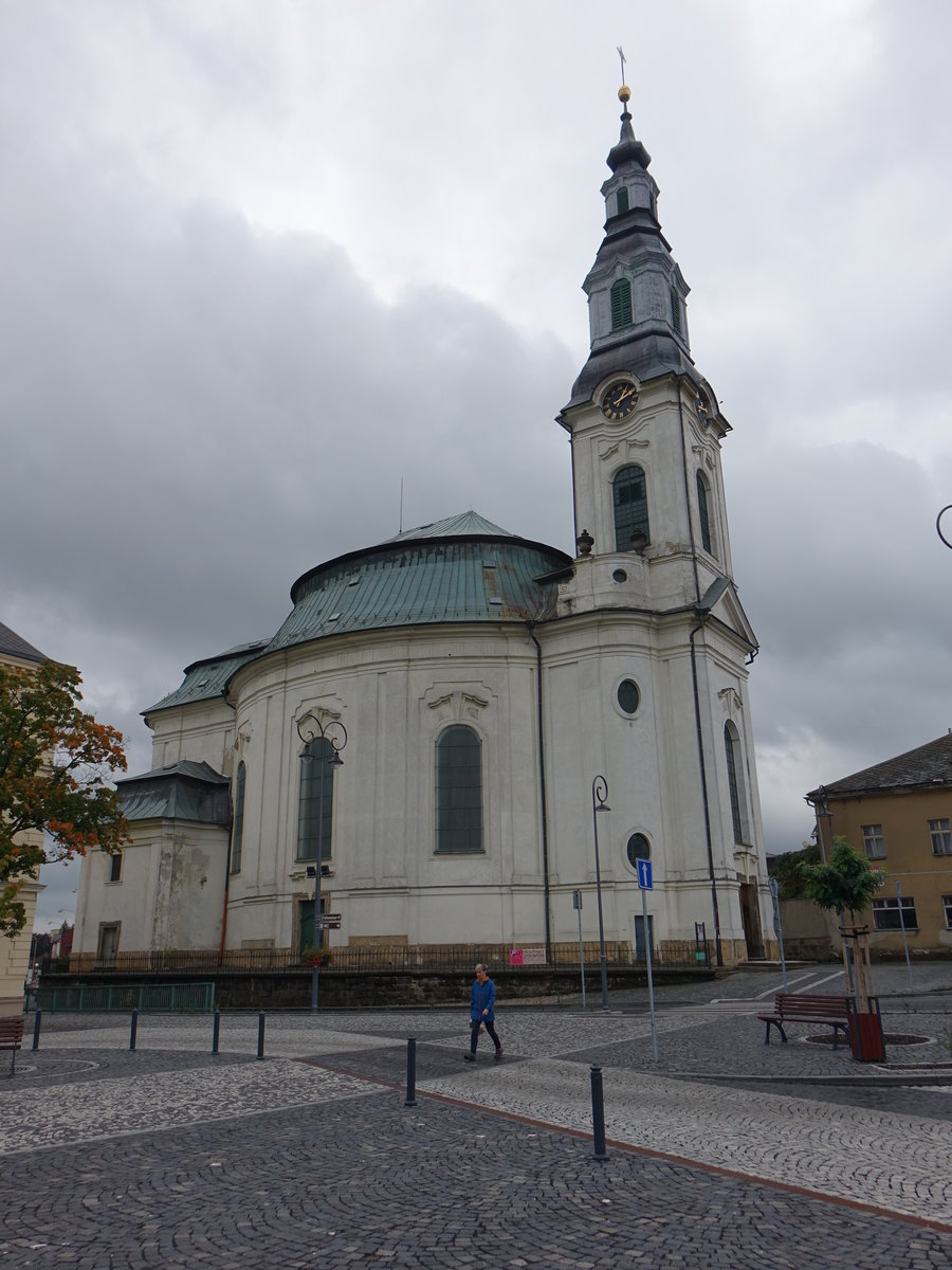 Novy Bor / Haida, Pfarrkirche Maria Himmelfahrt, erbaut von 1786 bis 1788 vom Baumeister Johann Wenzel Kosch (27.09.2019)