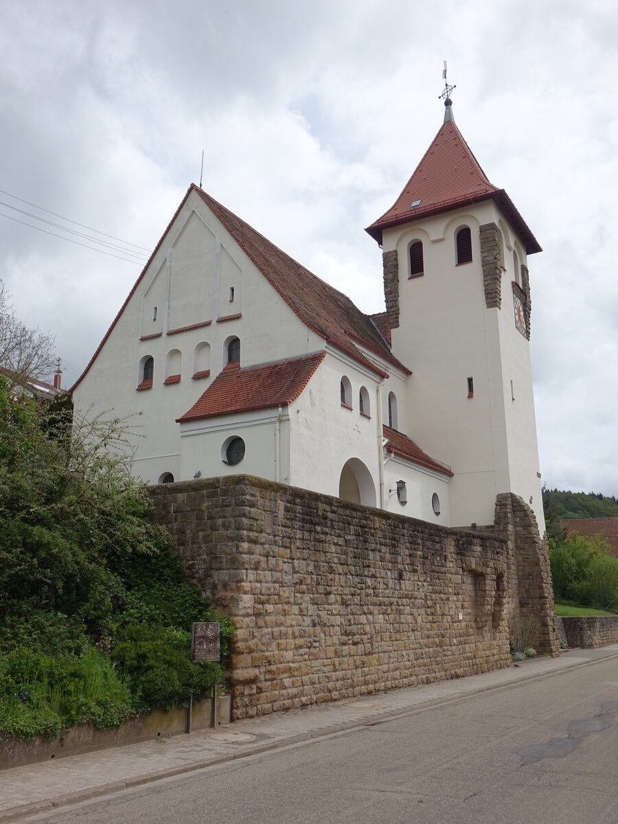 Nubach (Pfalz), Evangelische St. Martinus Kirche, erbaut von 1911 bis 1912 durch den Architekten Dnnbier (15.05.2021)
