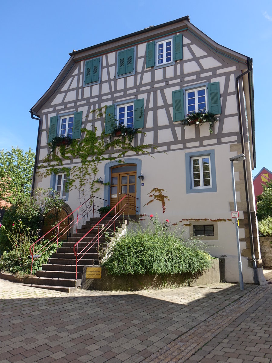 Nussbaum, Fachwerk Pfarrhaus in der Pfarrgasse (12.08.2017)