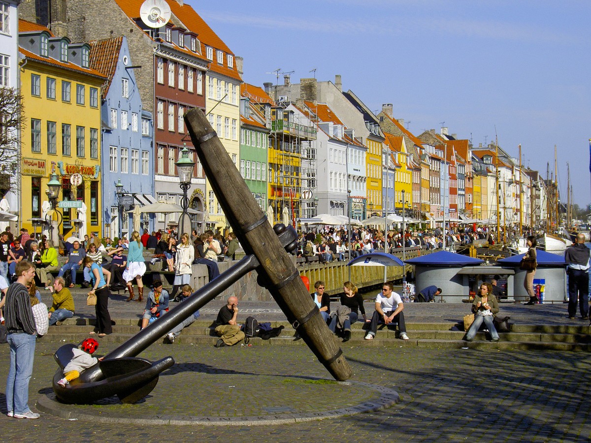 Nyhavn in Kopenhagen - Aufnahmedatum: 6. Mai 2006.