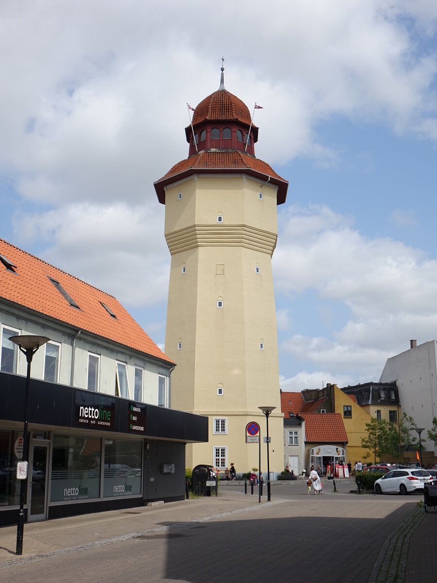 Nykobing, Wasserturm am Holland Gaards Platz (18.07.2021)