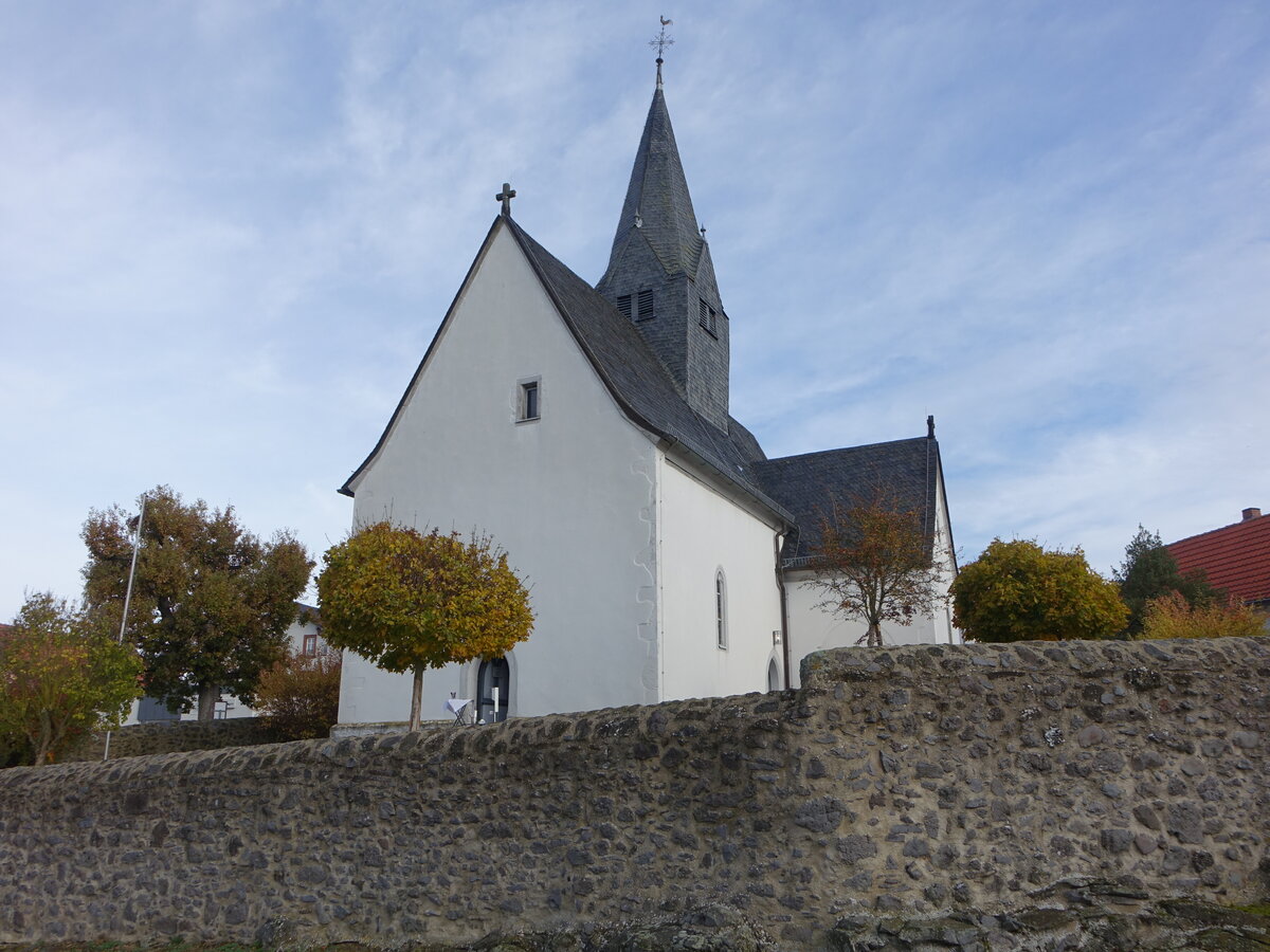 Ober-Bessingen, evangelische Kirche, einschiffige gotische Kirche, erbaut um 1400 (31.10.2021)