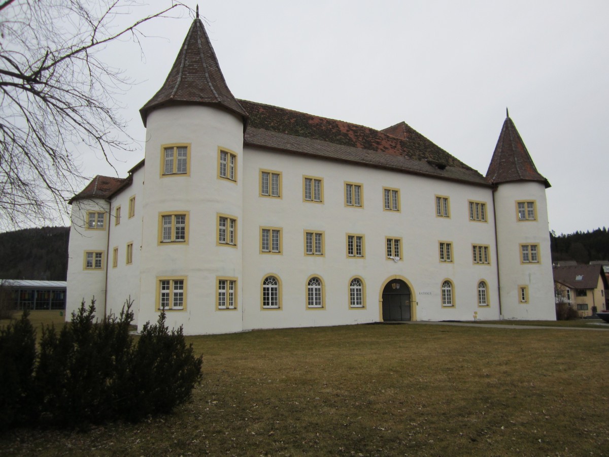 Oberes Schloss Immendingen,von 1409 bis 1531 im Besitz der Herren von Almenshofen,
ab 1807 im Besitz des Hauses Frstenberg, seit 1963 Rathaus (16.02.2014) 