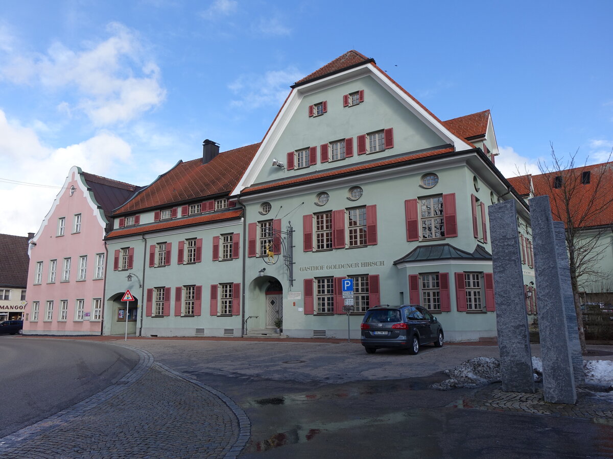 Obergnzburg, Gasthof Goldener Hirsch am oberer Markt (01.02.2016)