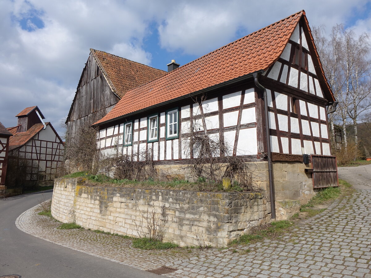 Obermerzbach, Fachwerkhaus an der Hauptstraße (24.03.2016)