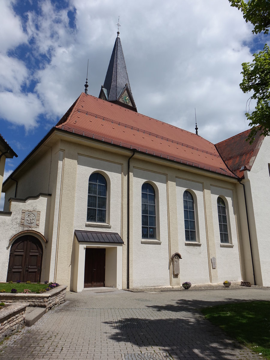 Obernheim, Pfarrkirche St. Afra, erbaut von 1752 bis 1753 durch Johann Caspar Bagnato, erweitert von 1923 bis 1924 (21.05.2017)