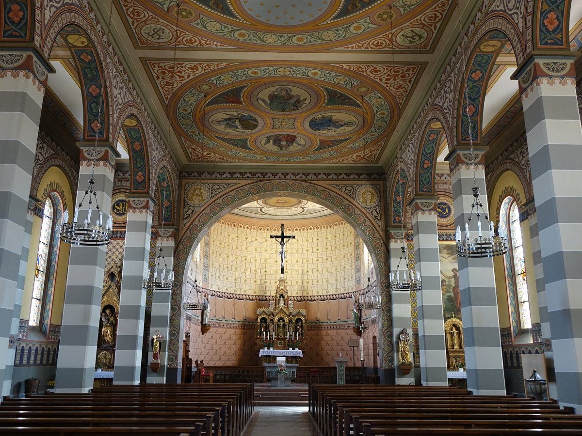 Oberrotweil, Innenraum der St. Johannes Baptist Kirche, erbaut 1835 durch Hans Voss, Ausmahlung im Weinbrenner Stil (14.08.2016)