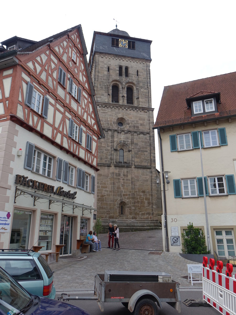 Oberstenfeld, romanische Ev. Stiftskirche St. Johannes, Langhaus erbaut 1220, Kirchturm 1230 (24.06.2018)