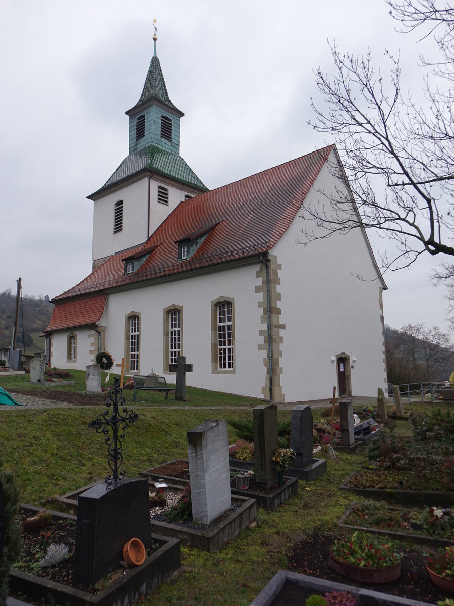 Obertrkheim, evangelische Petruskirche, Kirchturm 13. Jahrhundert, Chor 15. Jahrhundert, Langhaus 18. Jahrhundert (03.02.2019)