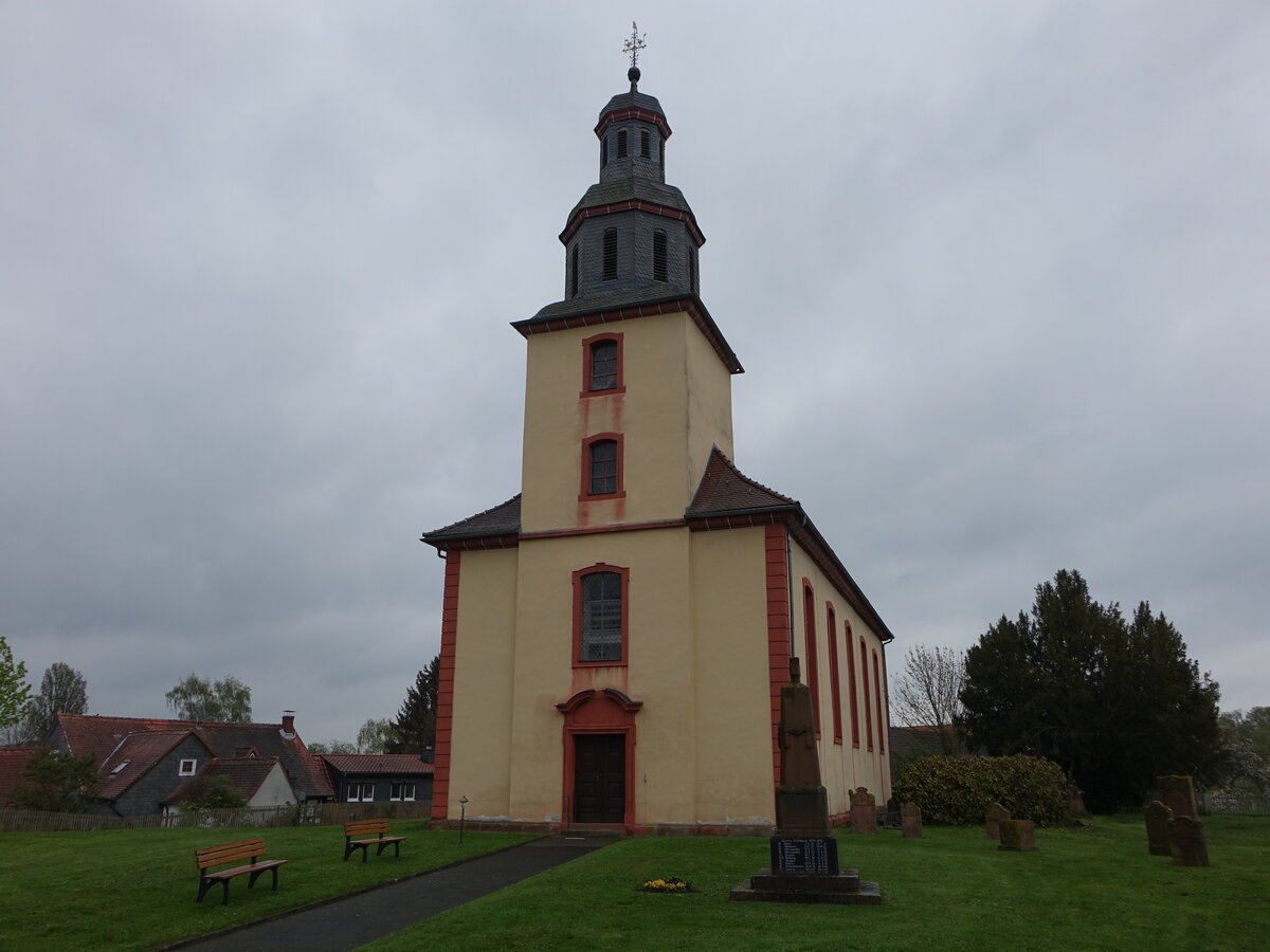 Oberweimar, evangelische St. Martin Kirche, erbaut 1733 (30.04.2022)