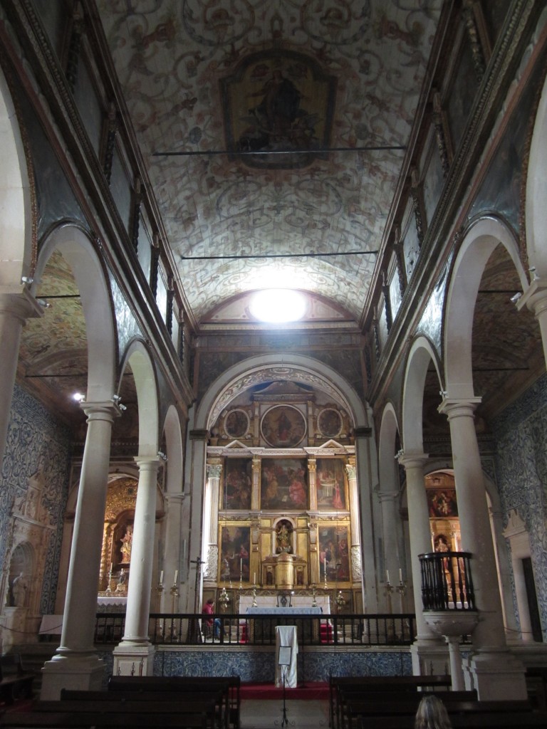 Obidos, Altäre der St. Maria Kirche, Gemälde von Josefa de Obidos (28.05.2014)