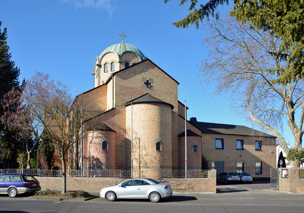 kumenisches Partriarchat (Kathedrale Agia Trias) in Bonn-Beuel, auch  Griechisch Orthodoxe Metropole von Deutschland  und  Cyarchat von Zentral-Europa  - 12.02.2014