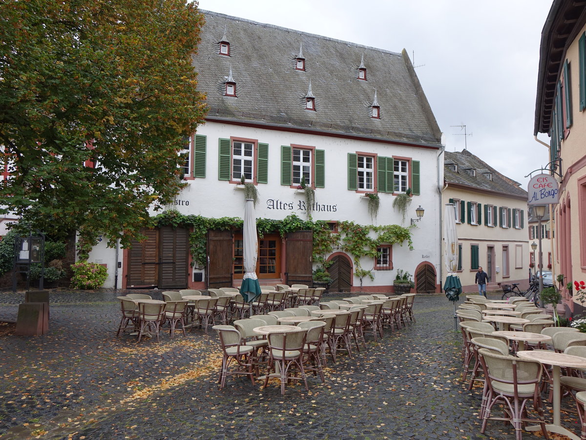 Oestrich, Altes Rathaus am Markt (02.10.2016)