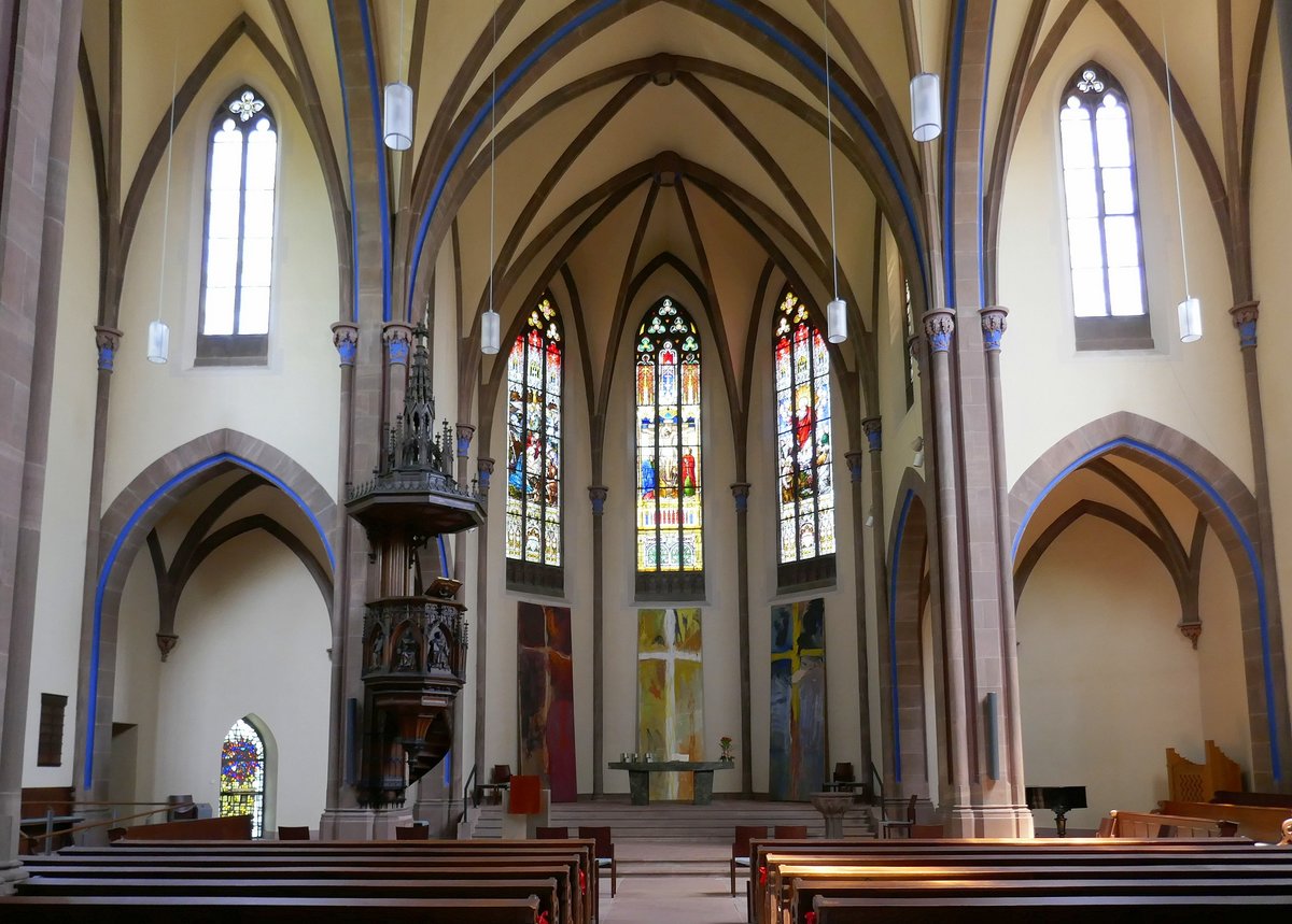 Offenburg, Blick zum Altar in der evangelischen Stadtkirche, Juni 2020