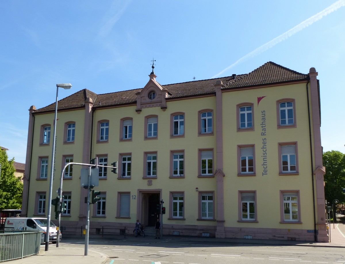 Offenburg, das Technische Rathaus, Juni 2013