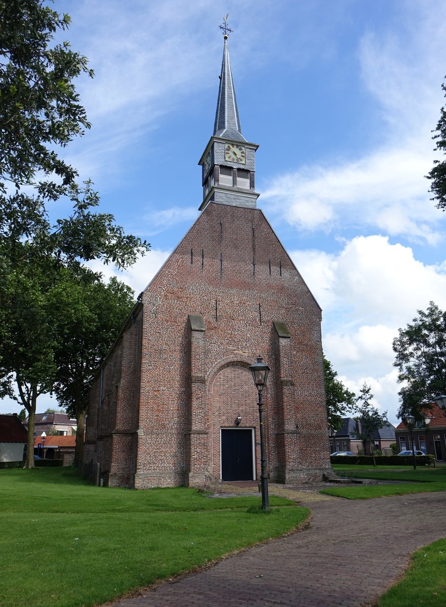 Oldemarkt, niederl. Ref. Kirche am Marktplein, erbaut im 15. Jahrhundert durch D. Lijsen (24.07.2017)