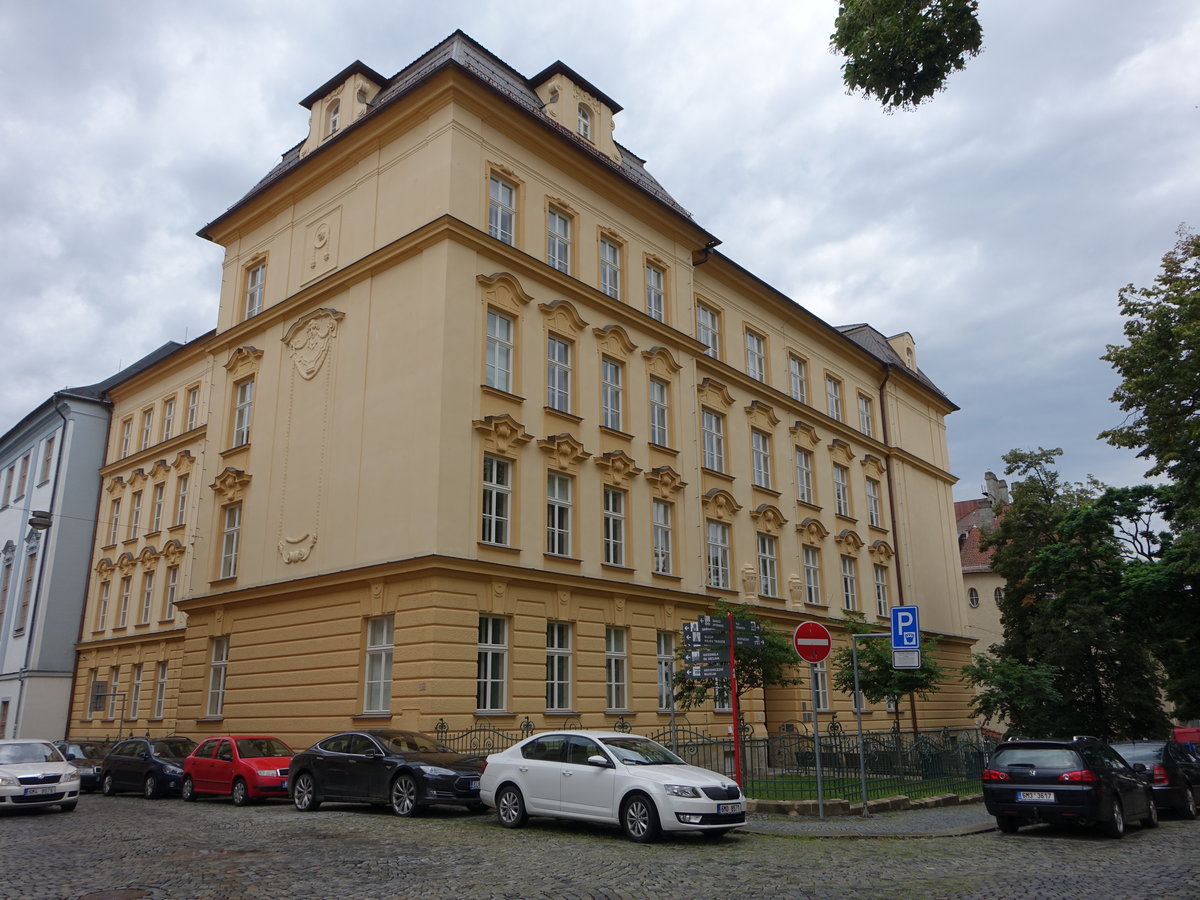 Olomouc / Ölmütz, Gebäude der theologischen Fakultät in der Univerzitni Straße (03.08.2020)