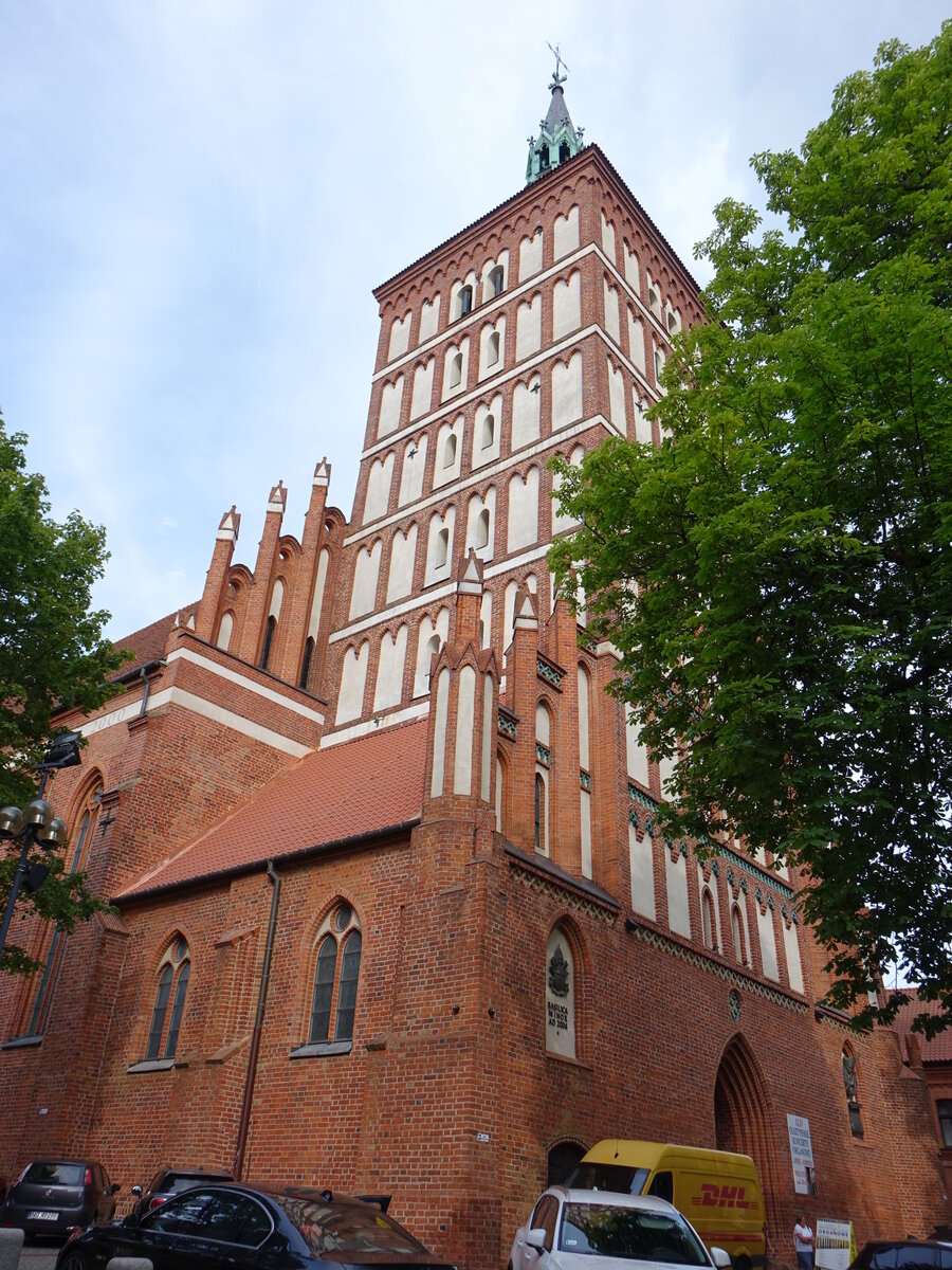 Olsztyn / Allenstein, Pfarrkirche St. Jakobus, erbaut im 14. Jahrhundert als dreischiffige Hallenkirche (05.08.2021)