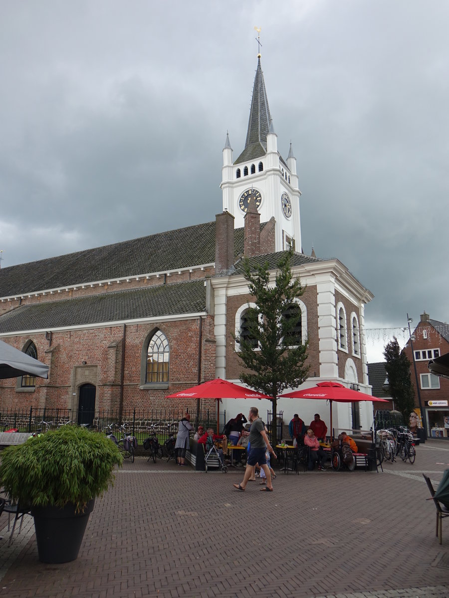 Ommen, Niederl. Ref. Kirche St. Brigitta, erbaut im 15. Jahrhundert (23.07.2017)