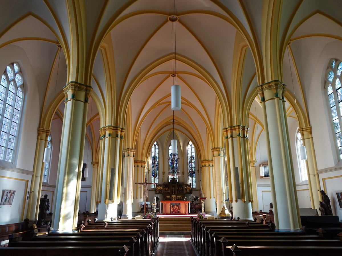Oosterbeek, Ref. Kirche, erbaut im 15. Jahrhundert (09.05.2016)
