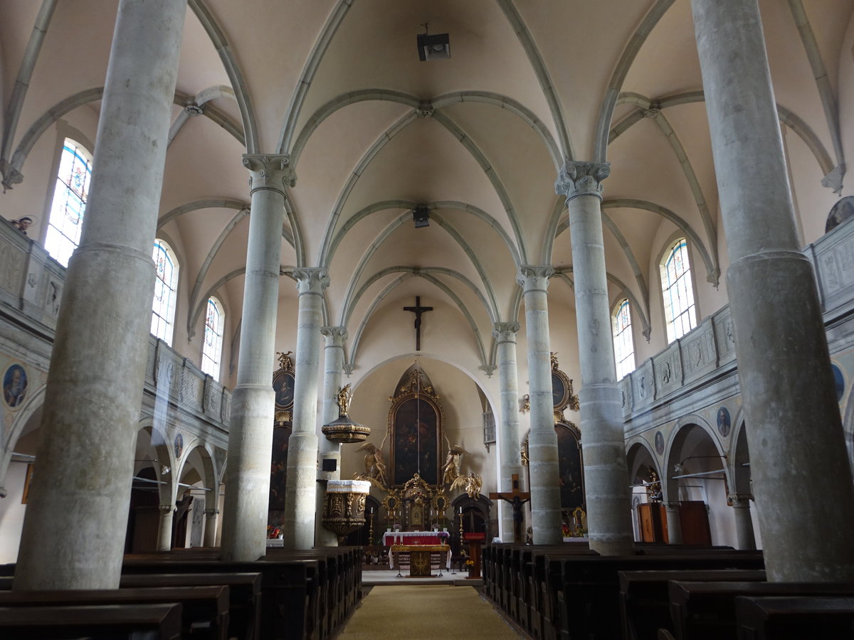 Opocno / Opotschen, Innenraum der Schlokirche Hl. Dreifaltigkeit, barocke Ausstattung von Giovanni Battista Alliprandi (29.09.2019)
