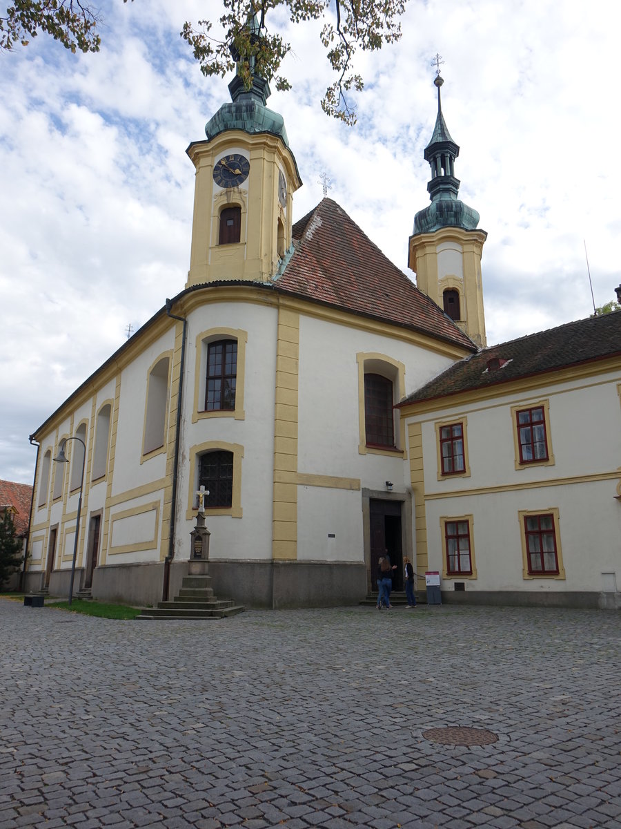 Opocno / Opotschen, Schlokirche Hl. Dreifaltigkeit, erbaut bis 1716 durch Giovanni Battista Alliprandi  (29.09.2019)