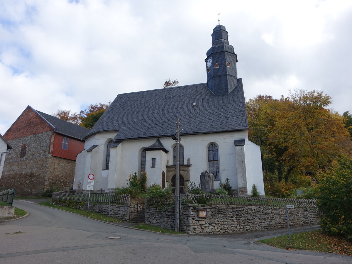 Oschitz, evangelische St. Markus Kirche, erbaut 1614 (19.10.2022)