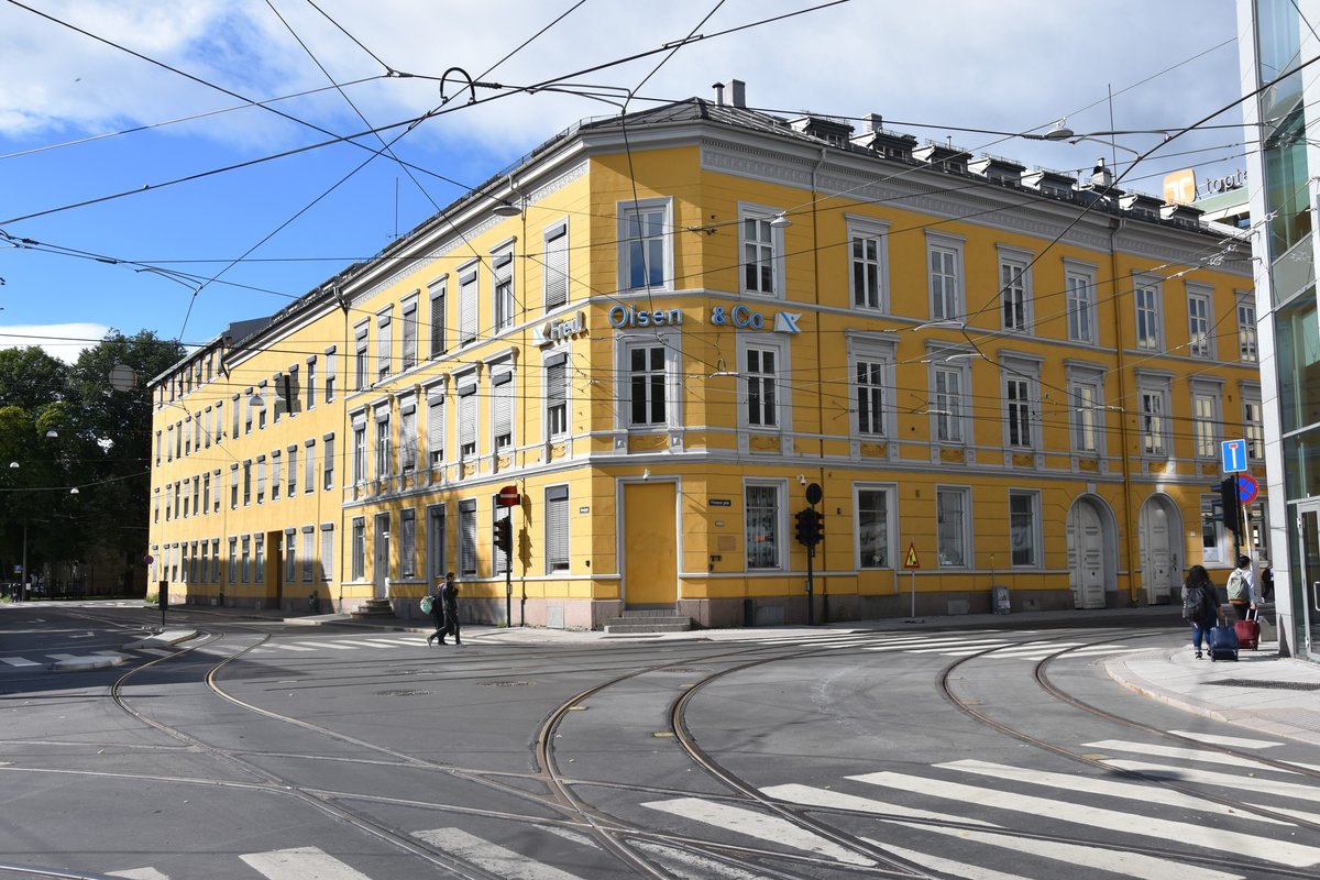 OSLO (Fylke Oslo), 06.09.2016, Brogebude in der Prinsens gate