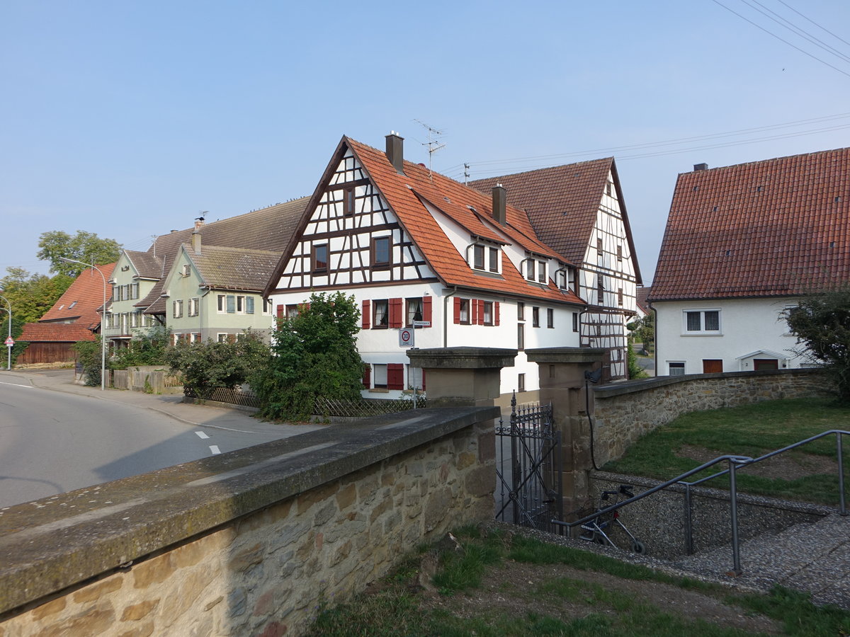 Ostdorf, Fachwerkhaus Ecke Dorfstrae und Pfrundckergasse (19.08.2018)