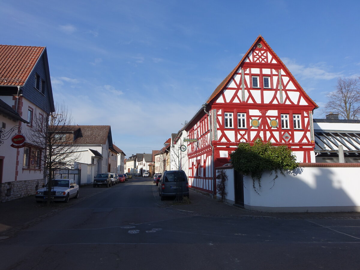 Ostheim, Fachwerkhaus in der Strae Zur Martinskirche (12.03.2022) 