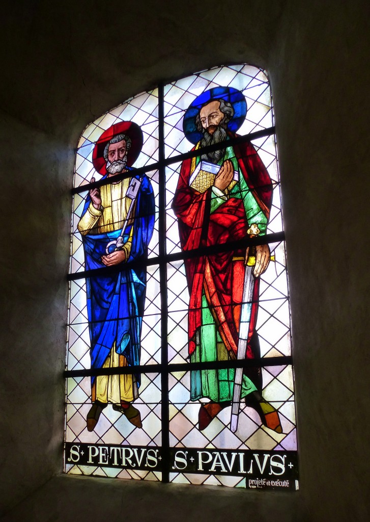 Ottmarsheim, Kirchenfenster in der Abteikirche, Dez.2015