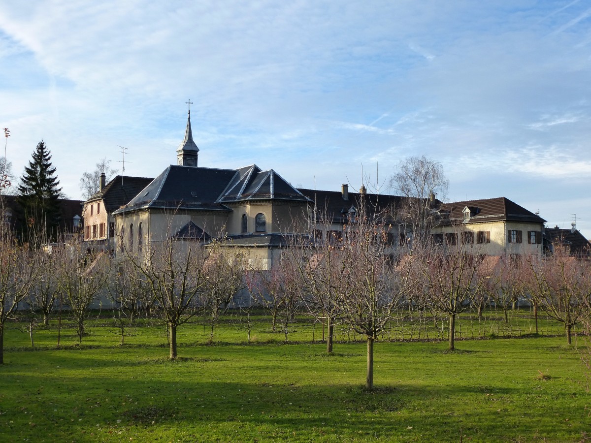 Ottmarsheim, Klosteranlage Saint-Anne, Dez.2015