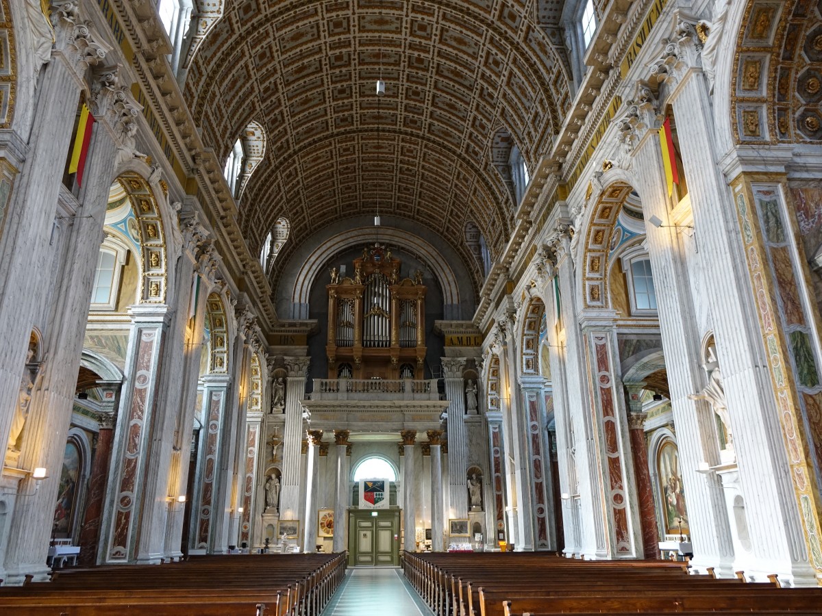 Oudenbosch, Orgelempore der St. Agatha und Barbara Kirche, Orgel erbaut 1773 durch Ludwig Knig (01.05.2015)