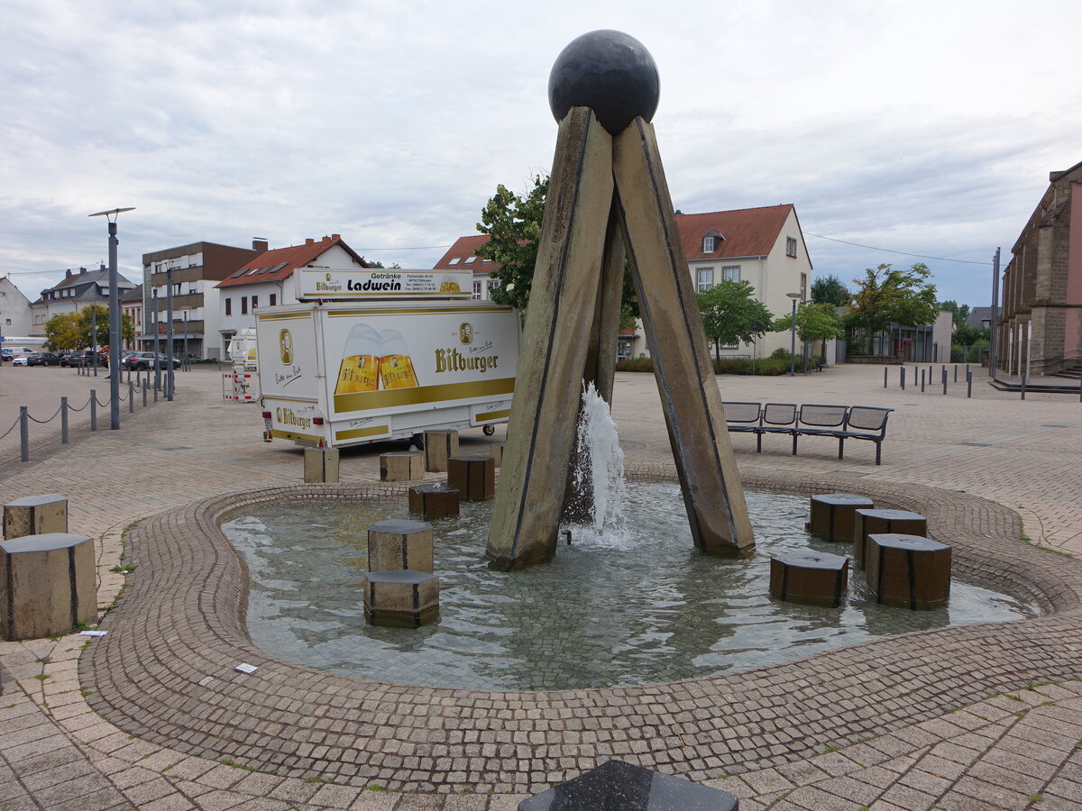 Pachten, Brunnen und Rathaus in der Friedrichstrae (15.07.2023)