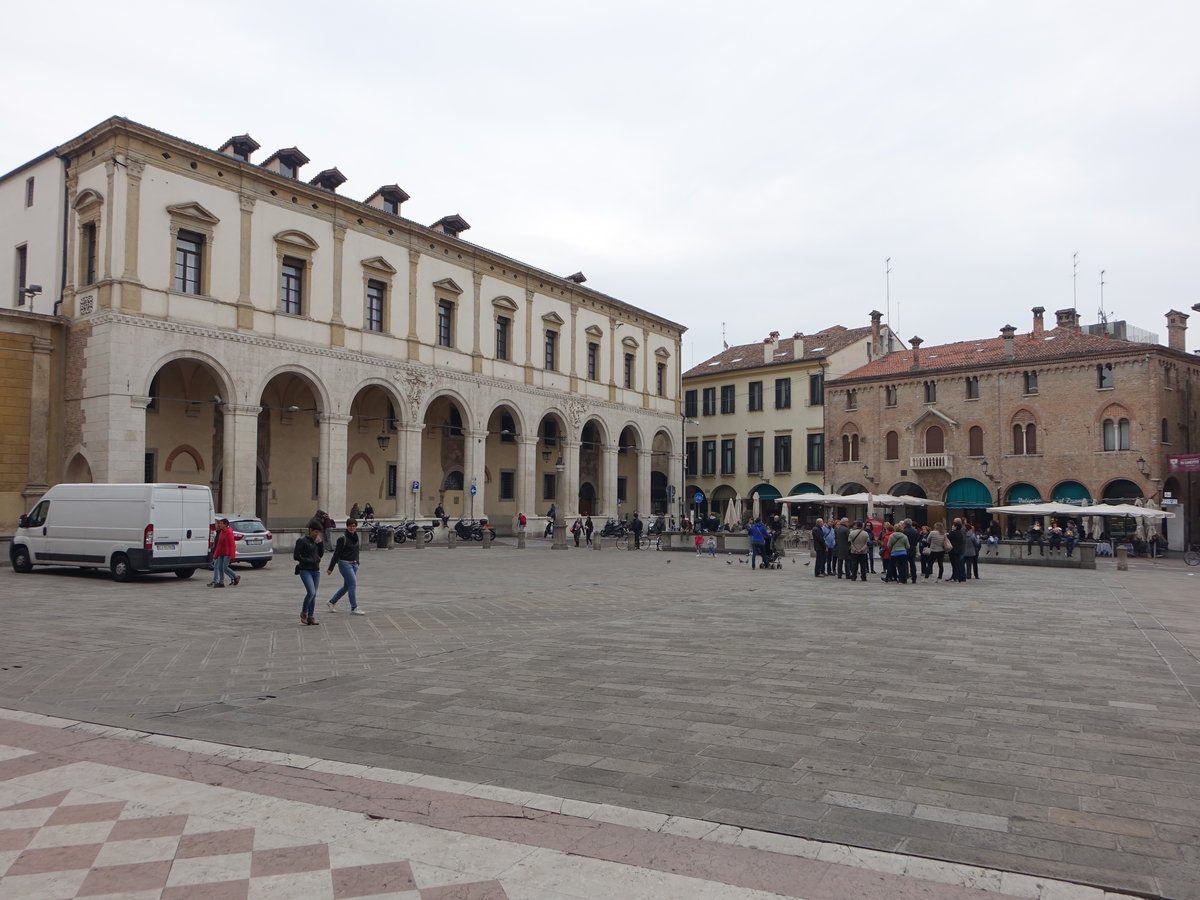 Padova/Padua, alter Palazzo am Piazza del Duomo (28.10.2017)