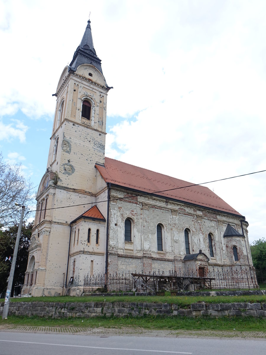 Pakrac, serbisch-orth. Dreifaltigkeitskathedrale, erbaut von 1793 bis 1796 vom Wiener Architekten Hermann Boll (02.05.2017)