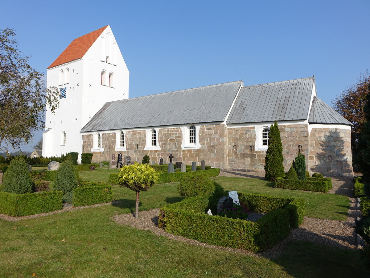 Pandrup, evangelische Jetsmark Kirche, romanische Granitquaderkirche (23.09.2020)