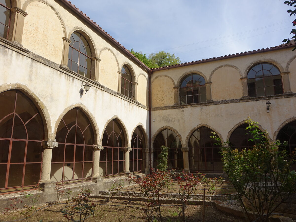 Paola, Kreuzgang aus dem 15. Jahrhundert im Kloster San Francesco di Paola (06.04.2024)