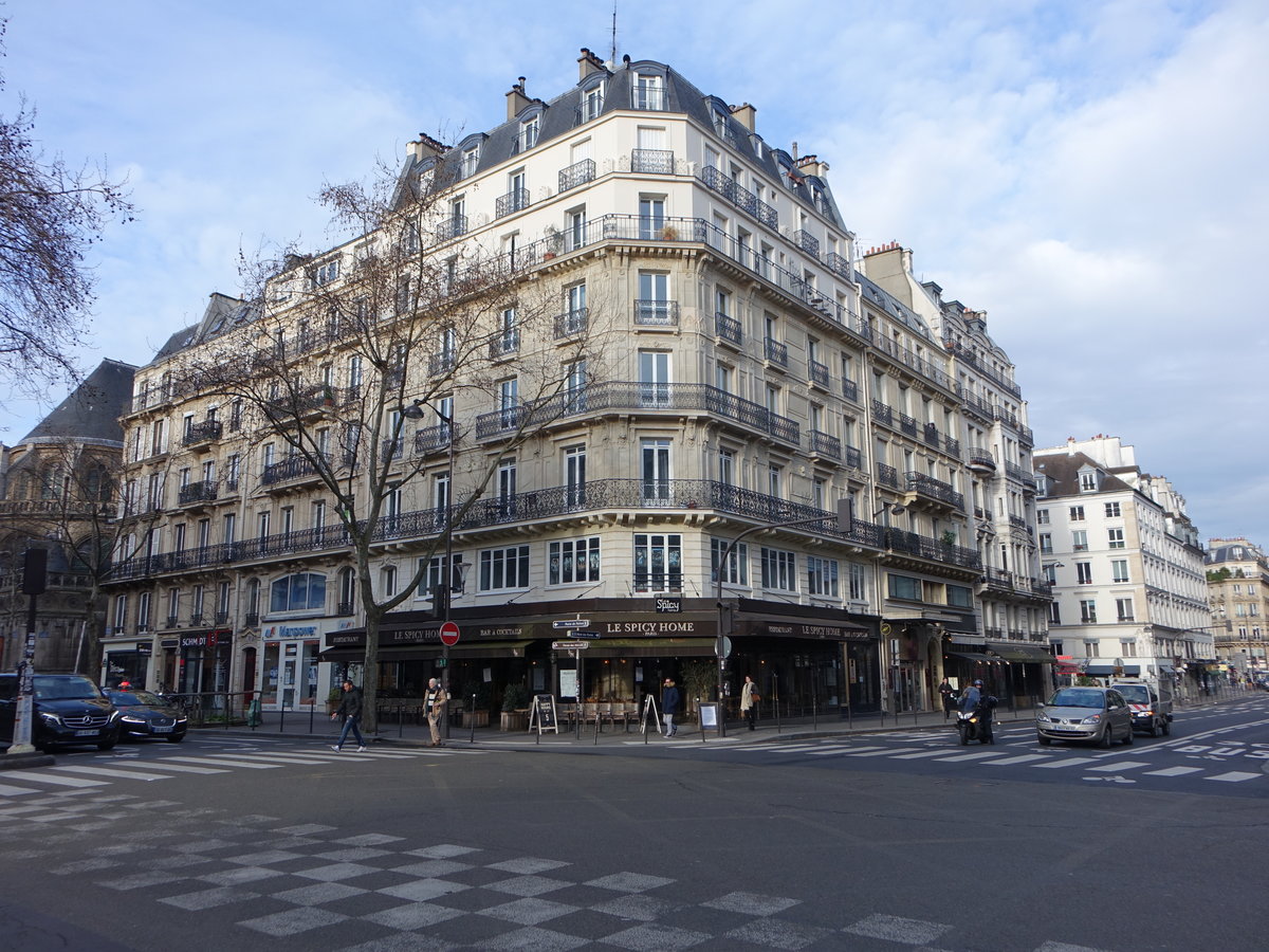 Paris, Gebude am Boulevard Sebastopol im 4. Arrondissement (31.03.2018)