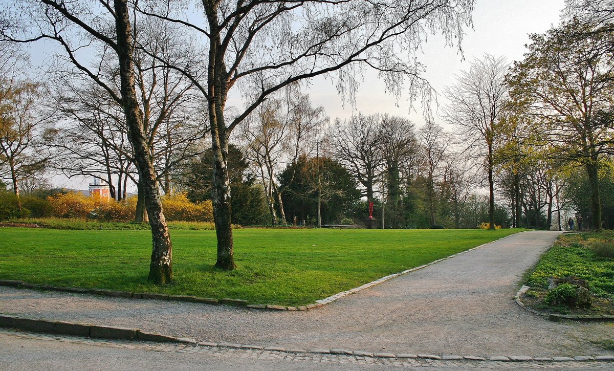 Park-Landschaft auf der Hardt in Wuppertal. 14.04.2010