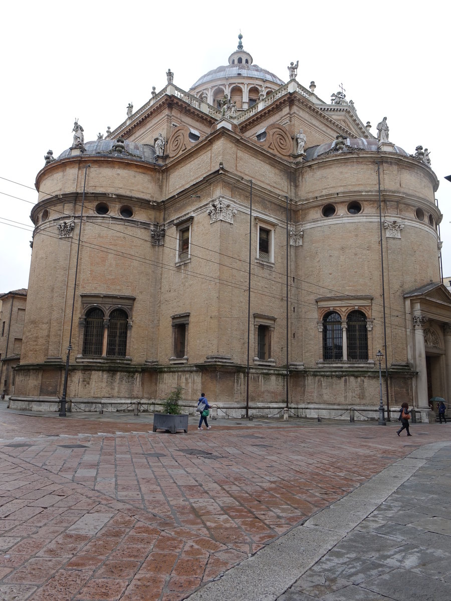 Parma, Basilica di Santa Maria della Steccata, erbaut von 1521 bis 1539 durch 
Gian Francesco d'Agrate (10.10.2016)