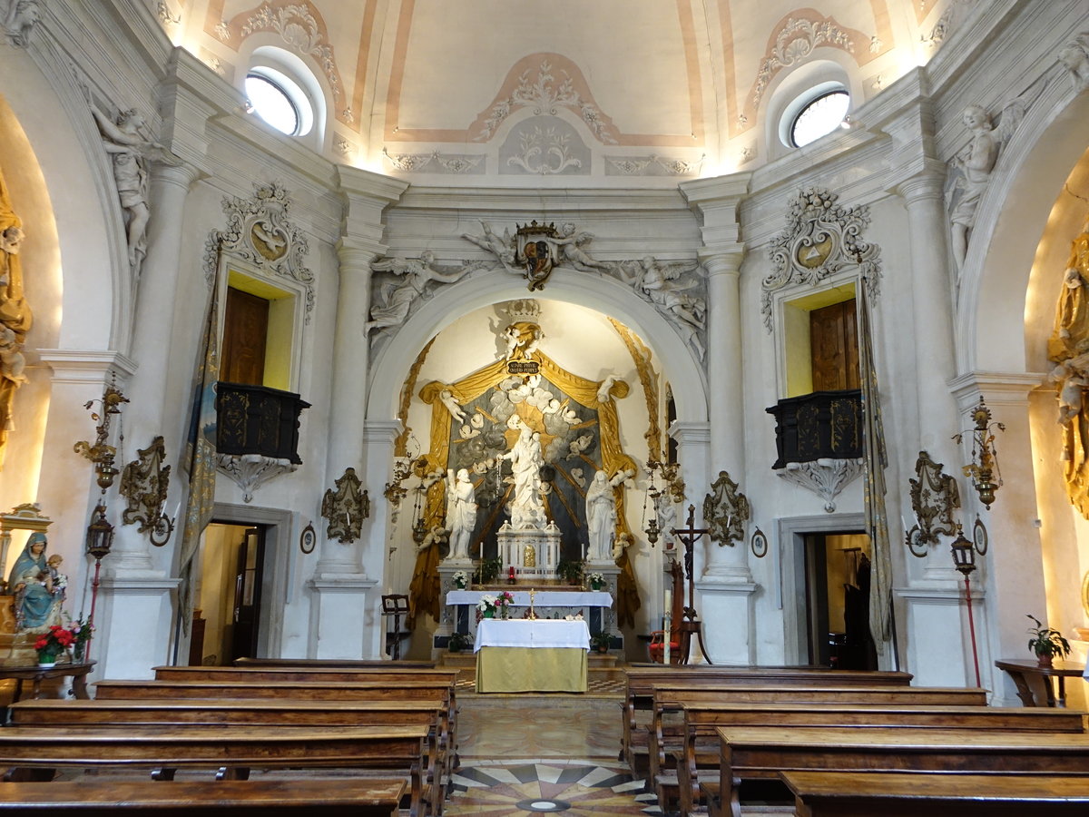 Passariano, barocker Innenraum der Schlokapelle der Villa Manin mit Marmorarbeiten von Giuseppe Torretti  (06.05.2017)