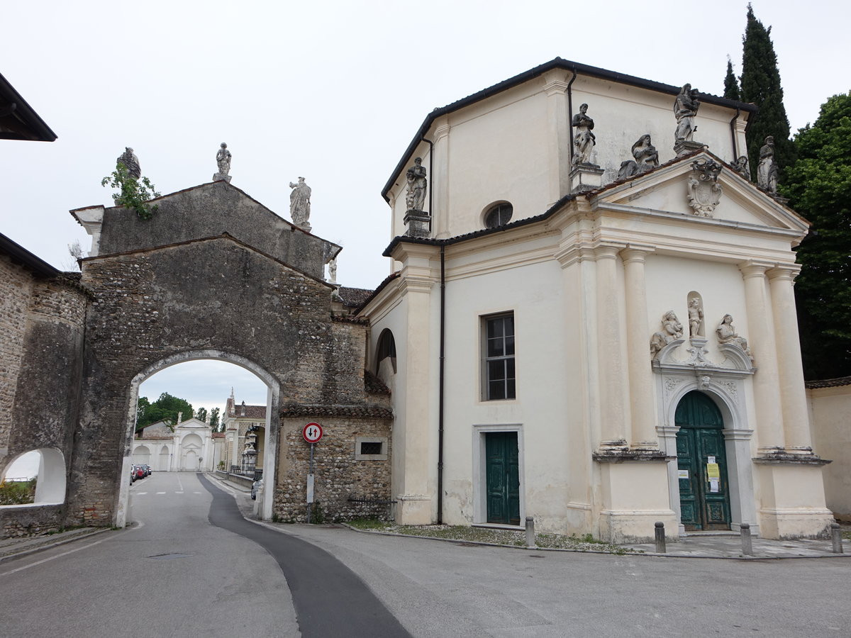 Passariano, Schlokapelle der Villa Manin, achteckiger Barockbau (06.05.2017)