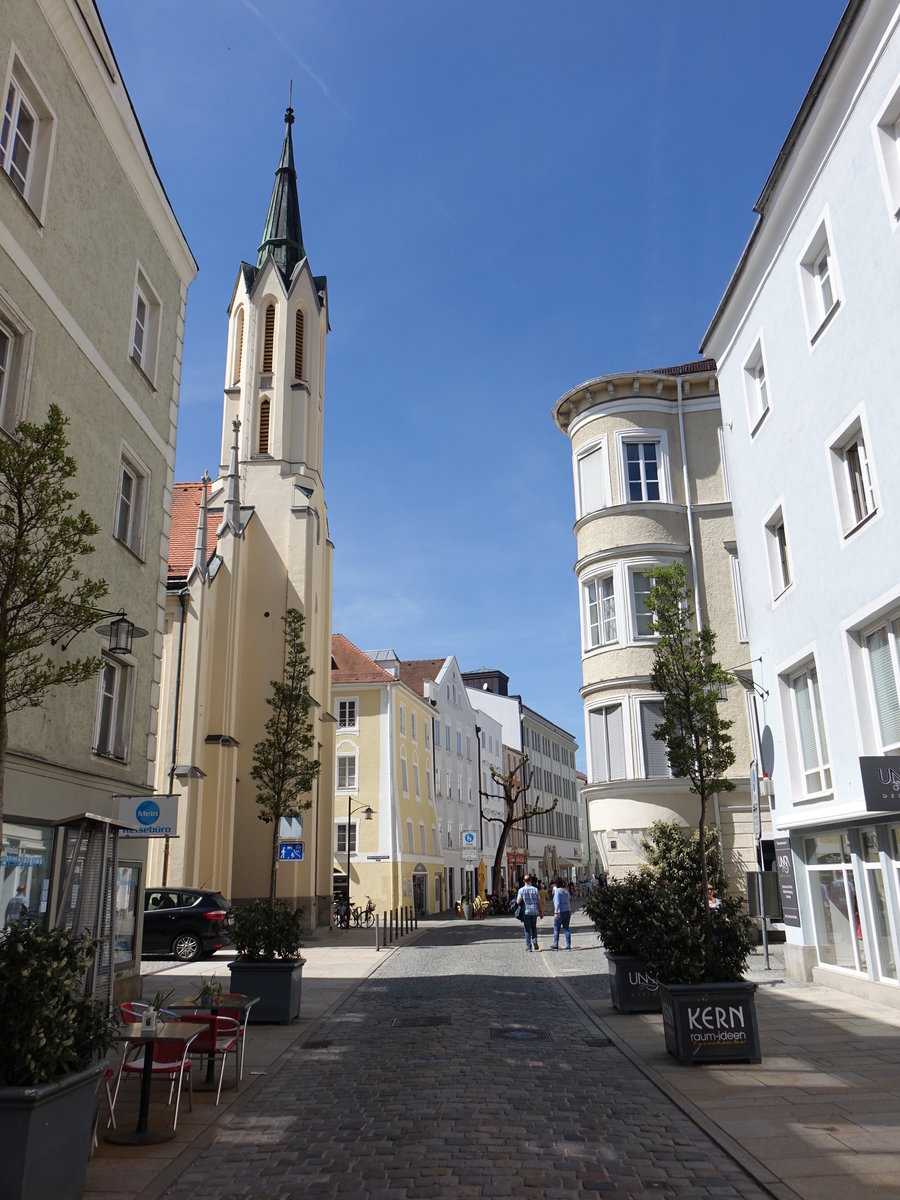 Passau, Ev. Stadtkirche St. Matthus in der Theresienstrae (22.04.2019)